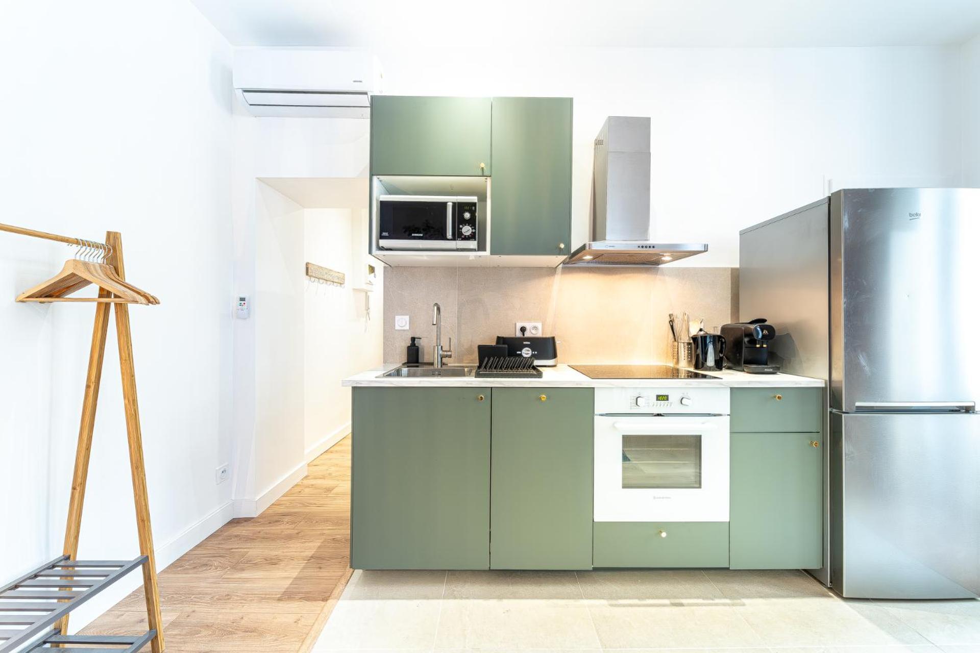 Le Marietton Appartement Cosy A Deux Pas Du Metro Valmy Лион Экстерьер фото